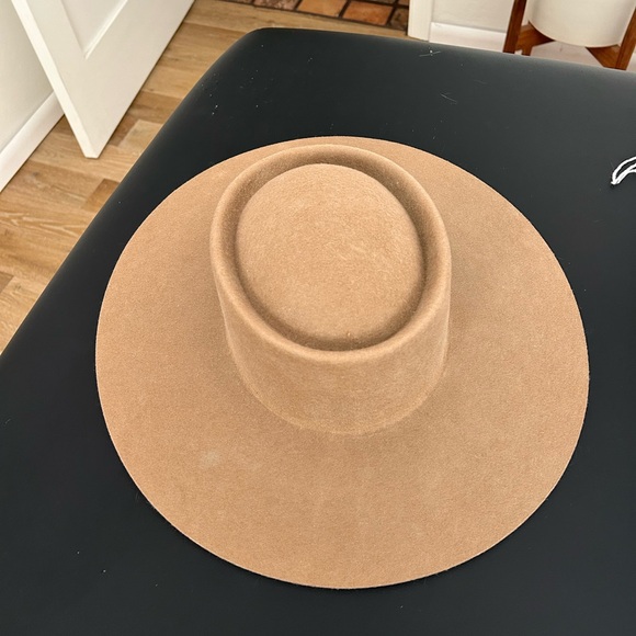 Friends of Friends Hat Co. Paige Tan Wool Gambler - Picture 3 of 6